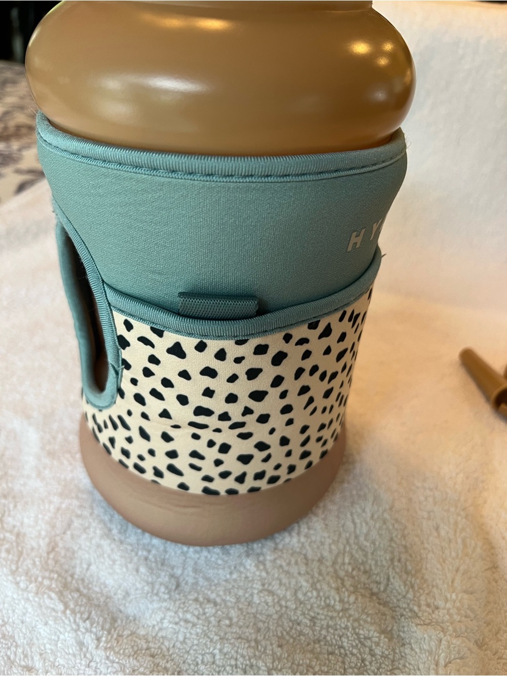 HydroJug 1/2 Gal Bottle w/ Teal & Dalmatian Spot Neoprene Sleeve with Tan Base - Picture 2 of 14
